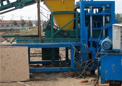 专业砌块机制造商——华阳机械，为您提供全方位混凝土砌块解决方案